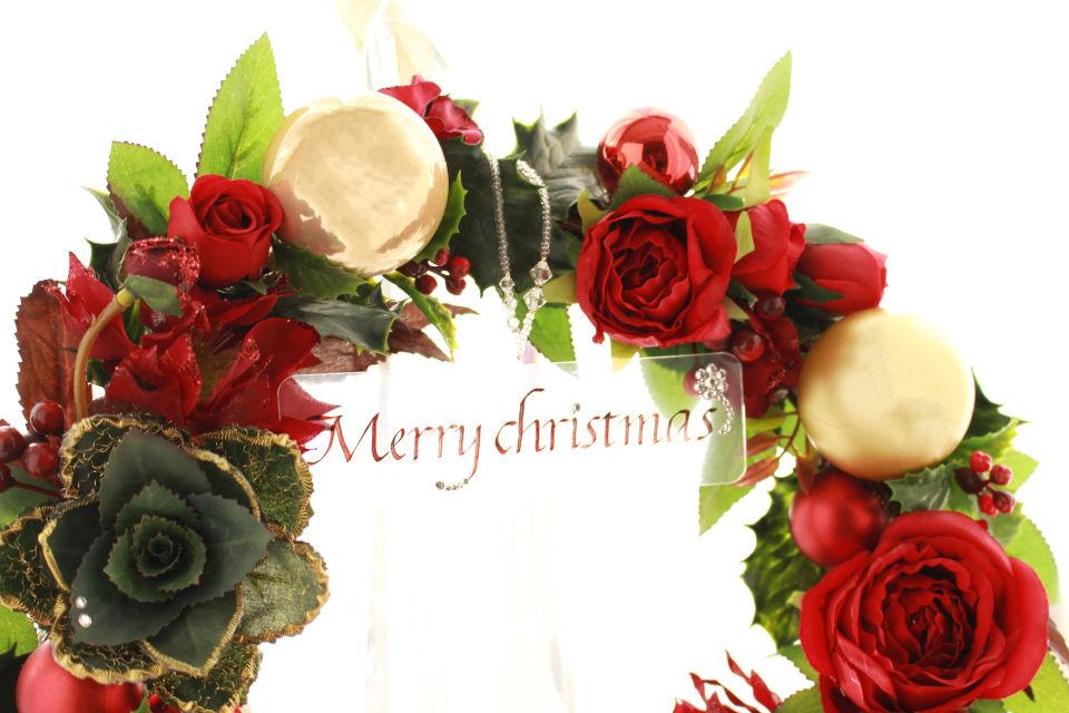 王道のクリスマスカラー 緑、赤、金色のクリスマスリース／大サイズ Φ約３０ｃｍの写真2枚目